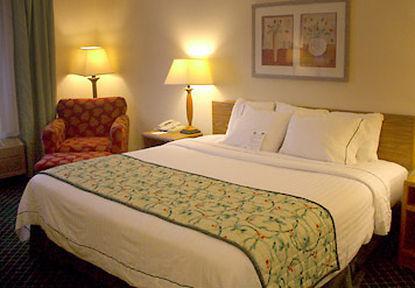 Fairfield Inn & Suites By Marriott Terre Haute Habitación foto